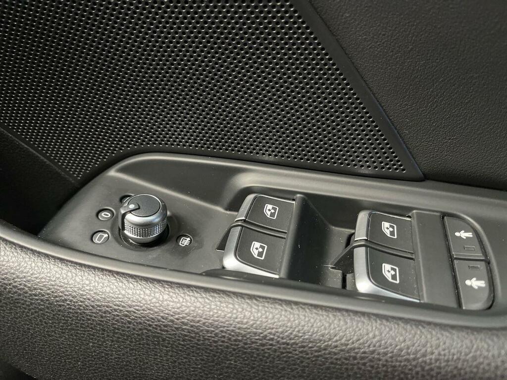 Audi S3 S3 Tfsi 300 Quattro S Tronic Blue #24
