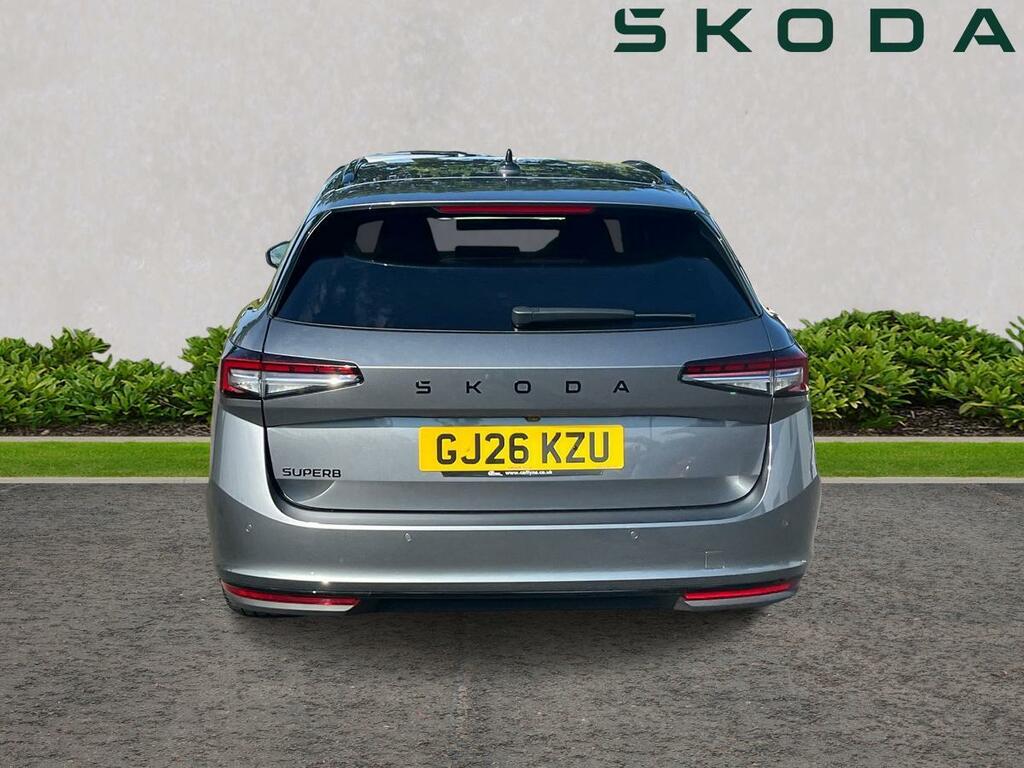 Skoda Superb 2.0 Tdi Sportline Dsg Grey #4