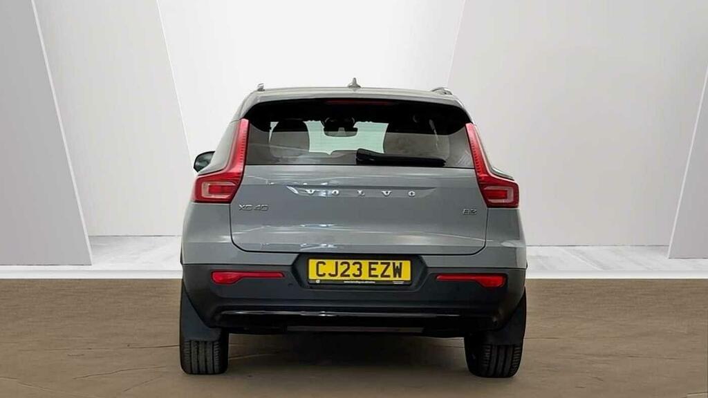 Volvo XC40 Plus B3 Mild Hybrid Dark One Owner CJ23EZW Grey #4