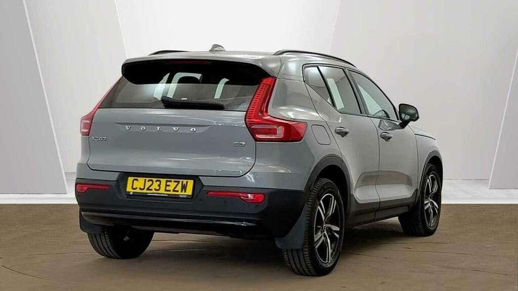 Volvo XC40 Plus B3 Mild Hybrid Dark One Owner CJ23EZW Grey #3