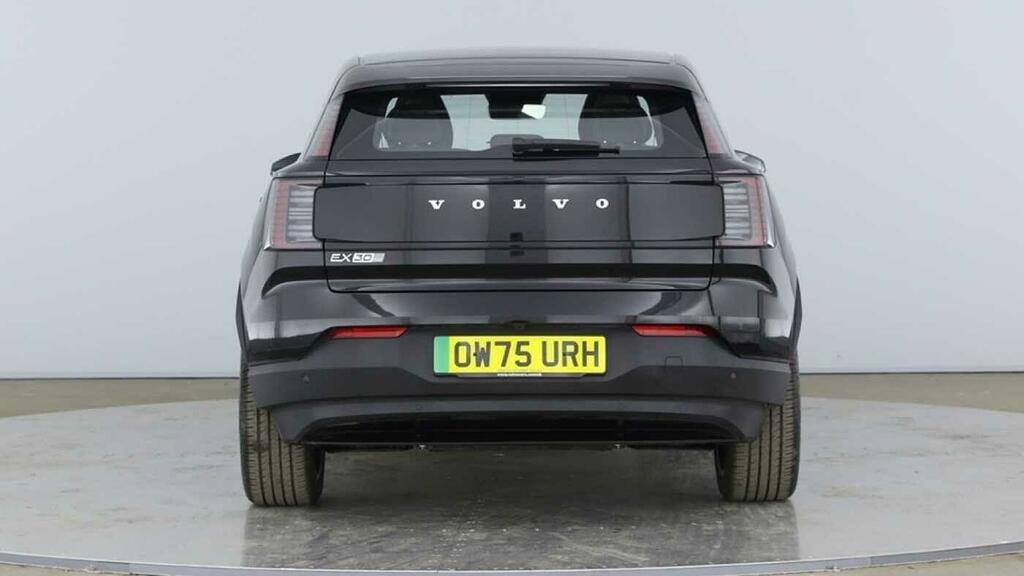 Volvo EX30 Plus Single Motor Extended Range One Own Black #4