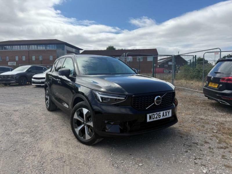 Volvo XC40 2.0 B4 Mhev Plus Dark Suv Hybrid Dct Au Black