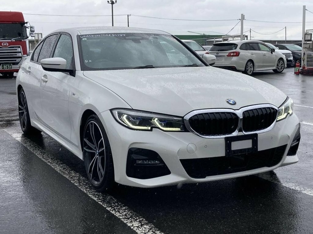 BMW 3 Series 2.0 330I M Sport Saloon Euro 6 S White