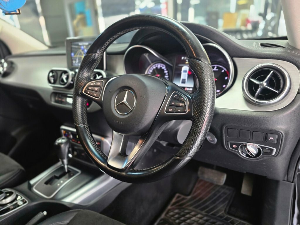 Mercedes-Benz X Class X250 Power D 4Matic Black #5