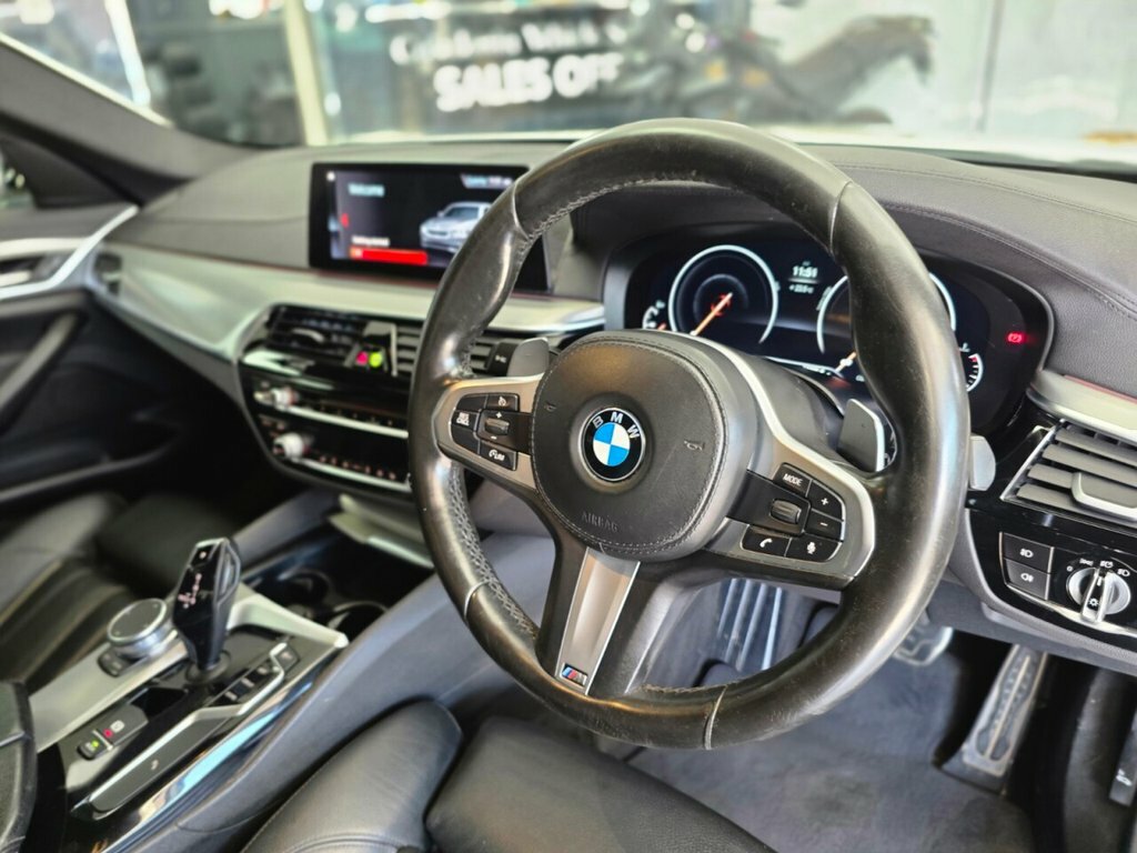 BMW 5 Series 2L M Sport LE19VBA White #5