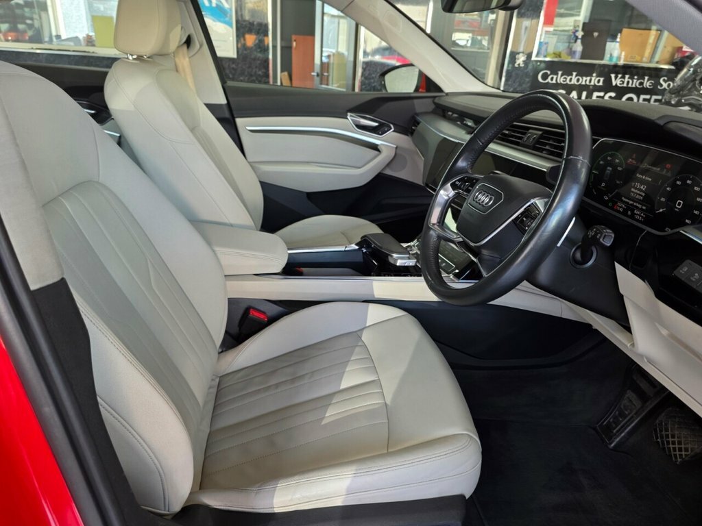 Audi E-tron Suv Red #4