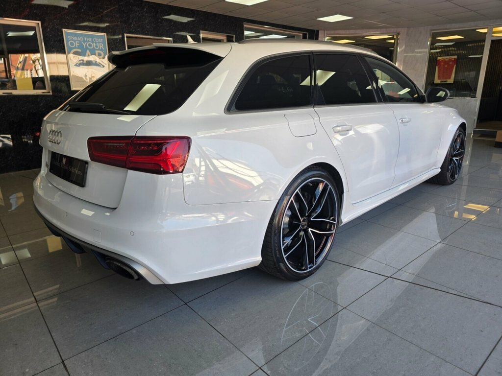 Audi RS6 Avant 4L Performance White #3