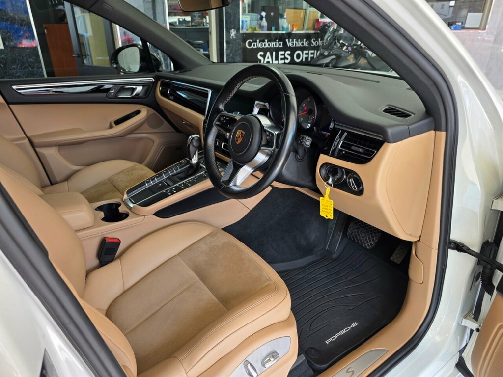Porsche Macan 3L S White #4