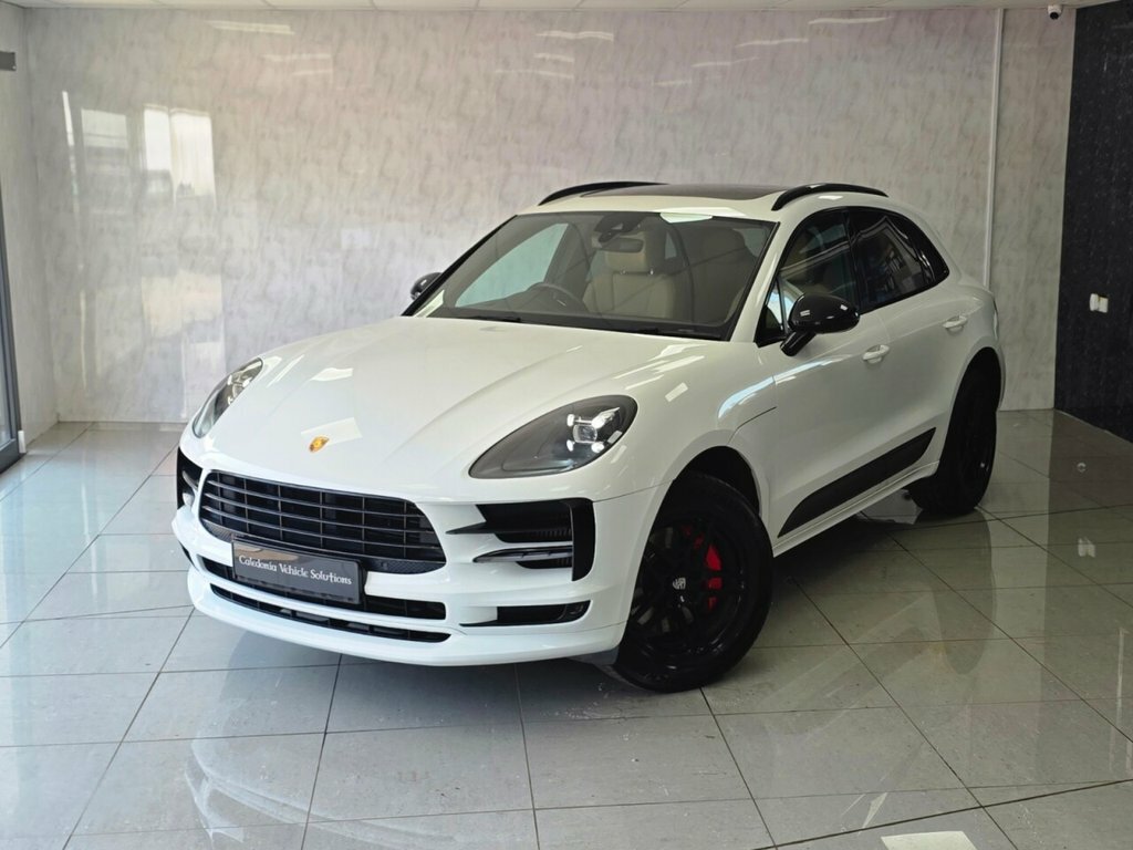 Porsche Macan Gts Pdk White #21