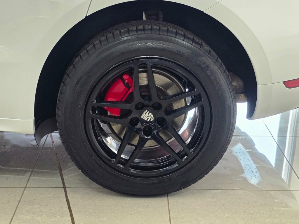 Porsche Macan Gts Pdk White #48