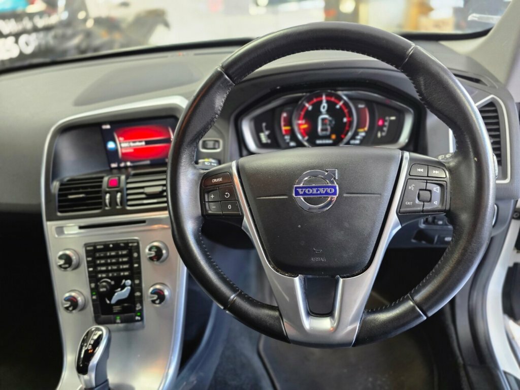 Volvo XC60 D4 Awd R-design Lux Nav Grey #37