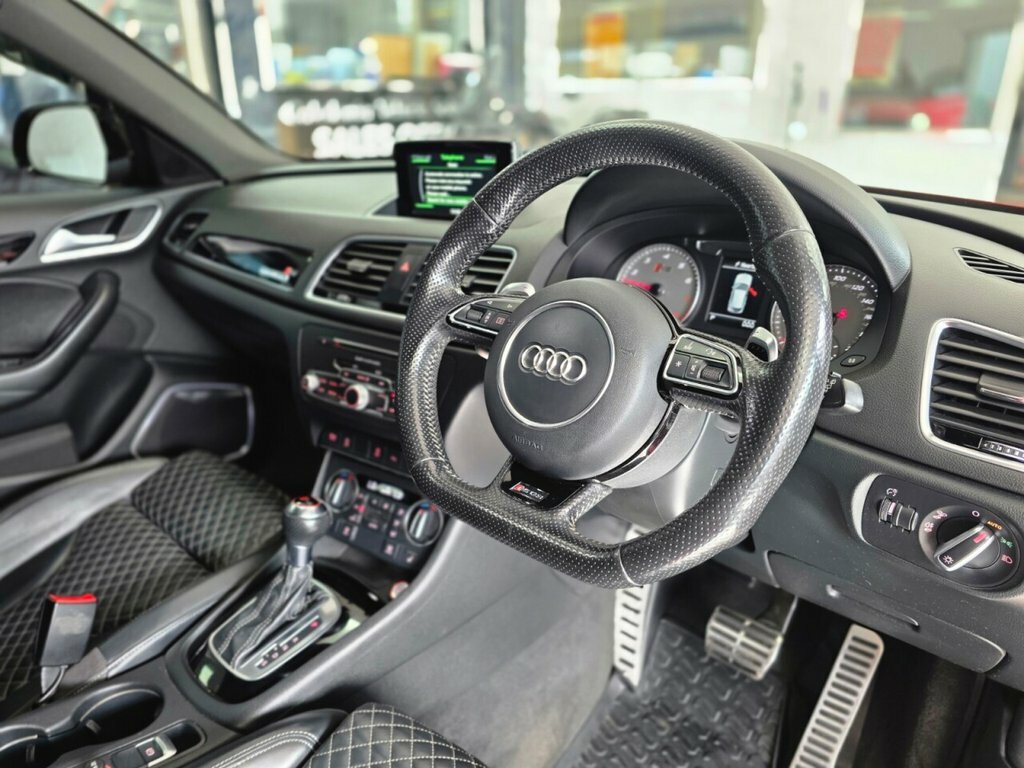 Audi RS Q3 2.5T Fsi Quattro Performance S Tronic Black #8