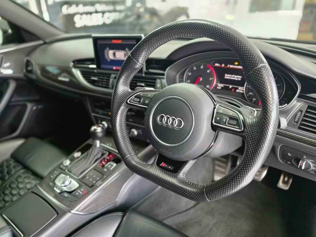 Audi RS6 Avant Estate Black #6