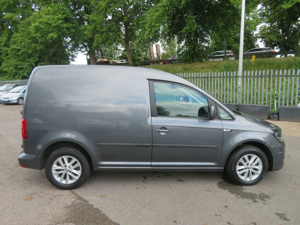 Volkswagen Caddy C20 Tdi Highline Dsg #3