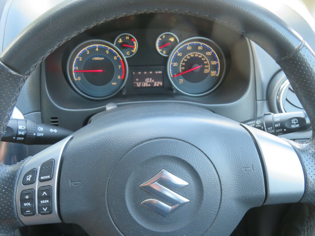 Suzuki SX4 Hatchback Silver #19