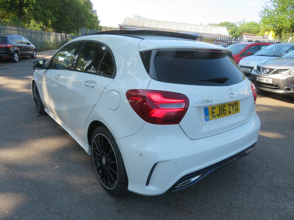Mercedes-Benz A Class A200d Amg Line Premium Plus EJ16ZYD #6