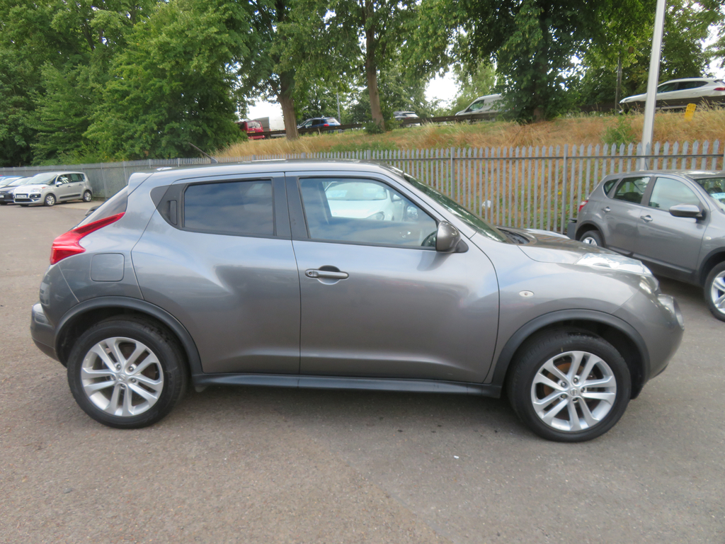 Nissan Juke Acenta Premium  #3