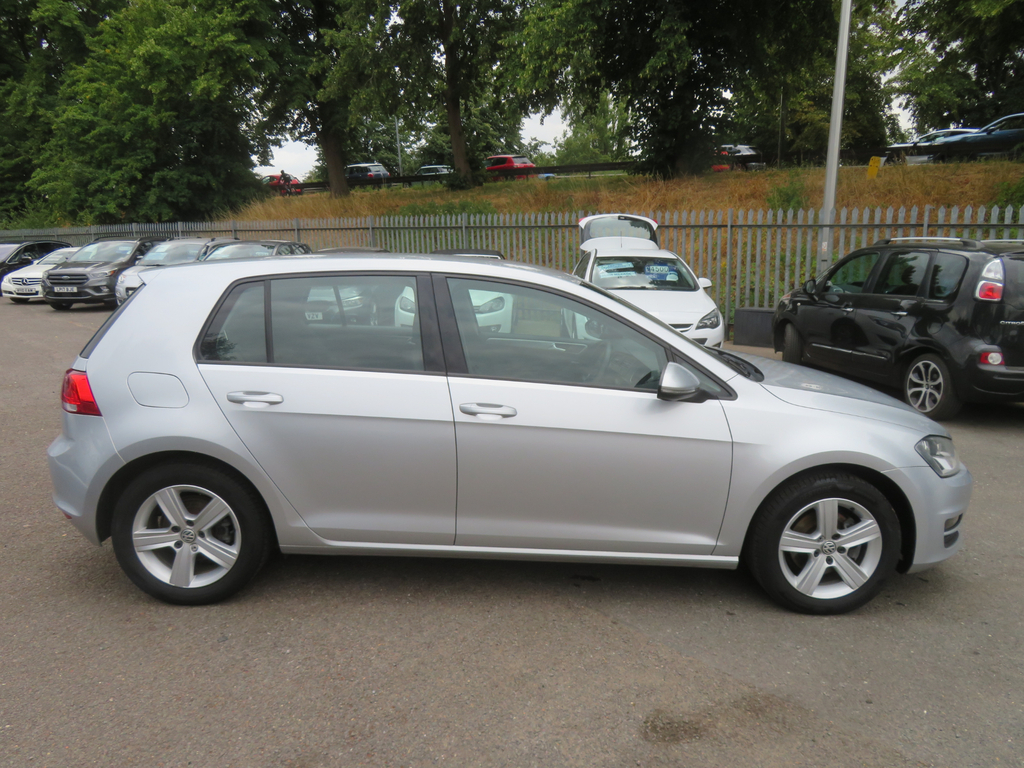 Volkswagen Golf Match Tsi Bluemotion Technology #3