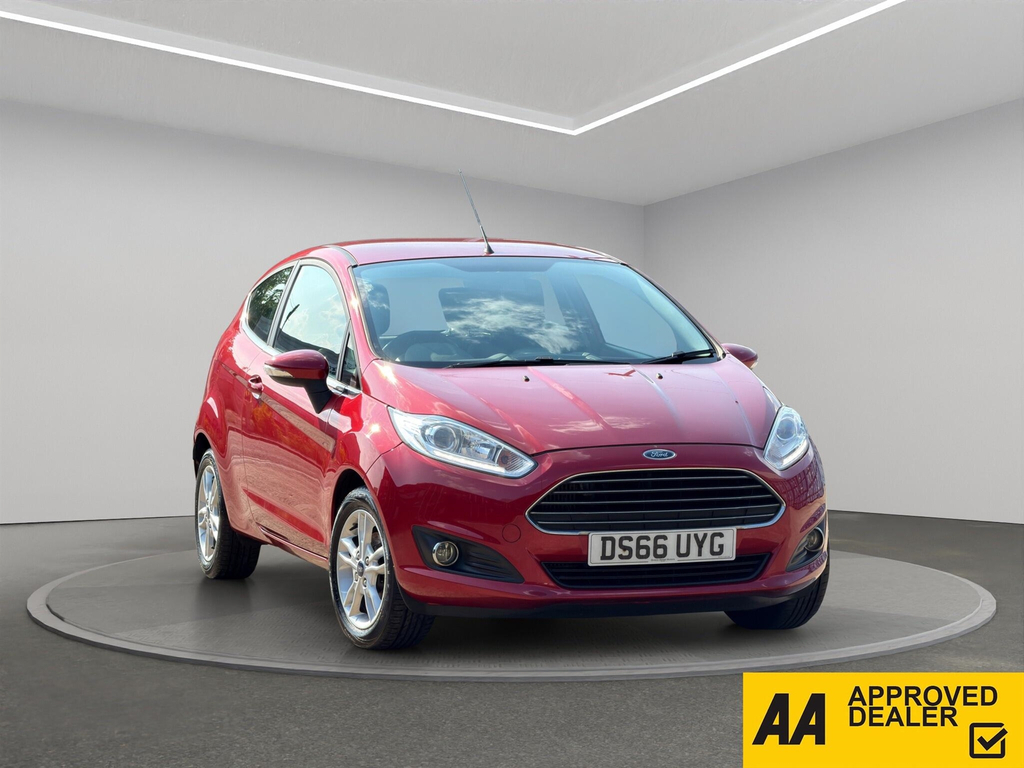 Ford Fiesta 1.0T Ecoboost Zetec Euro 6 Ss Red