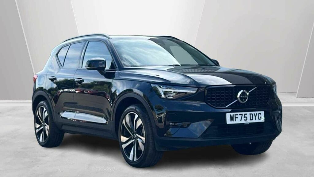 Volvo XC40 2.0 Ultra, B3 Mild Hybrid, Dark Sunroof,
