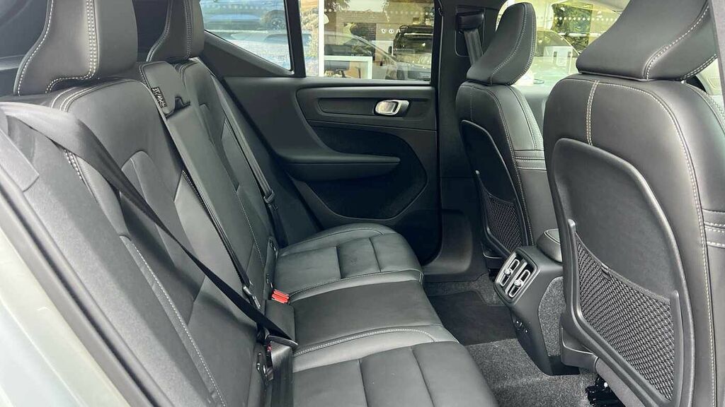Volvo XC40 2.0 Ultra, B3 Mild Hybrid, Dark Sunroof, WF75DWV #6
