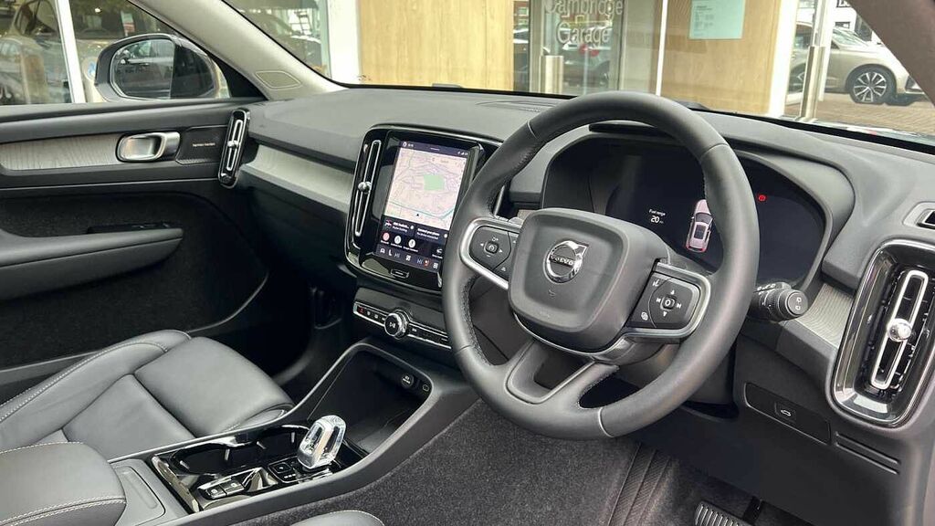Volvo XC40 2.0 Ultra, B3 Mild Hybrid, Dark Sunroof, WF75DWV #4