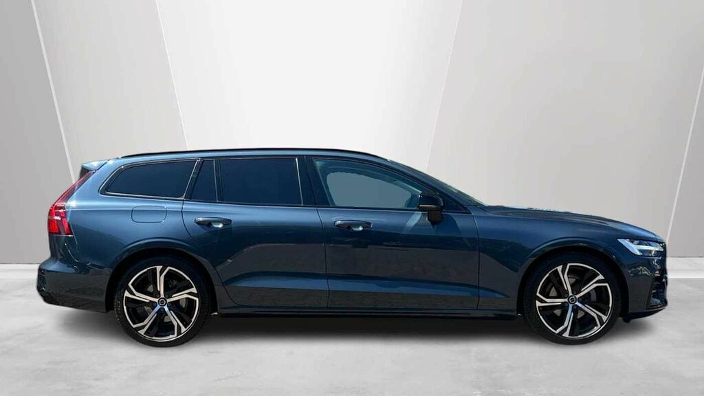 Volvo V60 2.0 Plus, B4 Mild Hybrid, Dark 360 Camera RF25UVE #3