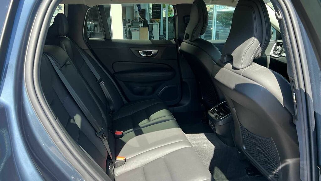 Volvo V60 2.0 Plus, B4 Mild Hybrid, Dark 360 Camera RF25UVE #6