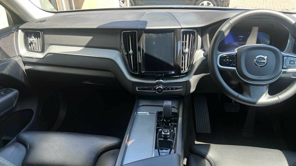 Volvo XC60 2.0 Plus, B5 Awd Mild Hybrid, Dark 360 Ca RV25TFA  #5