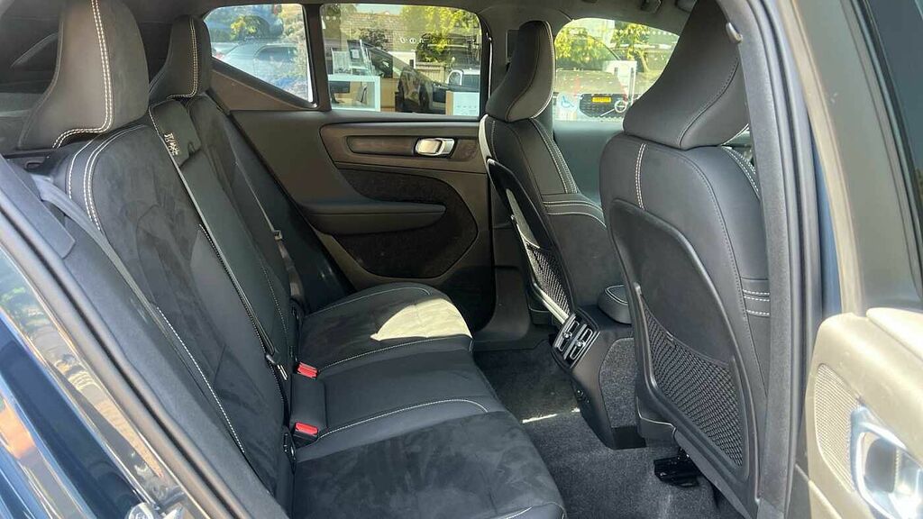 Volvo XC40 2.0 Plus, B4 Mild Hybrid, Dark Camera, Pi RJ25VJK #6