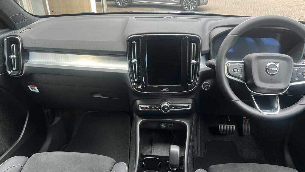 Volvo XC40 2.0 Plus, B4 Mild Hybrid, Dark Camera, Pi RF25LXN #5