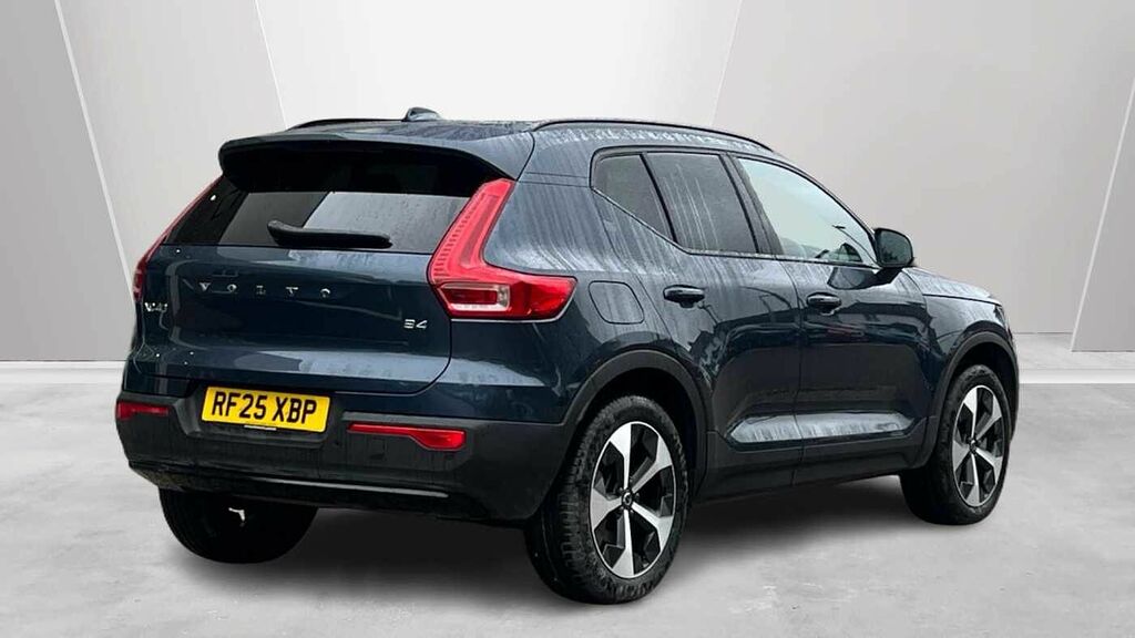 Volvo XC40 2.0 Plus, B4 Mild Hybrid, Dark Camera, Pi RF25XBP #2