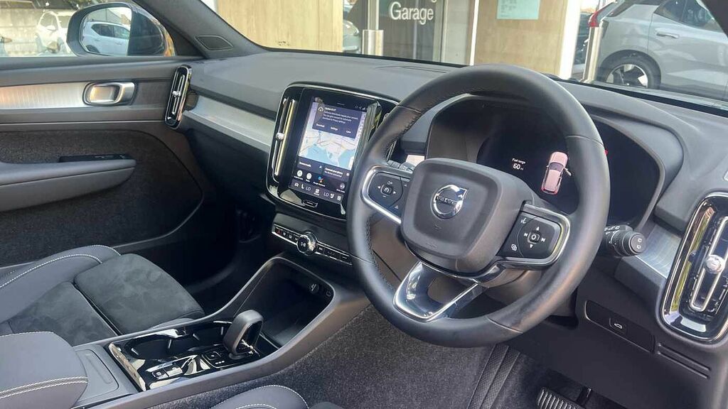 Volvo XC40 2.0 Black Edition Plus, B3 Mild Hybrid, Ca MM75OUJ #4