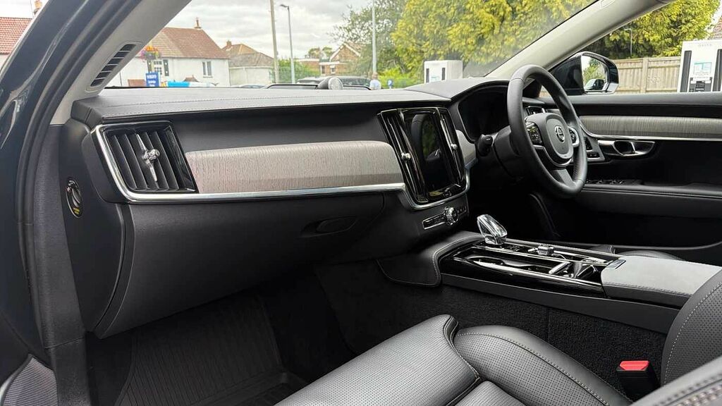Volvo V90 Ultra T8 Awd Plug-in Hybrid Dark Blue #4