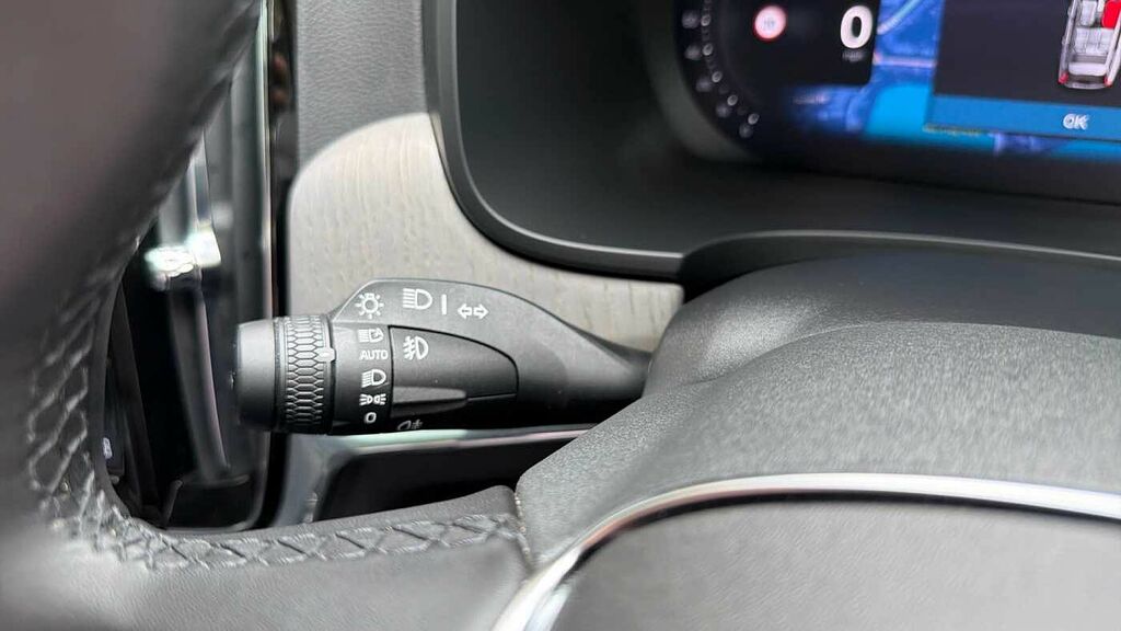 Volvo V90 Ultra T8 Awd Plug-in Hybrid Dark Blue #22