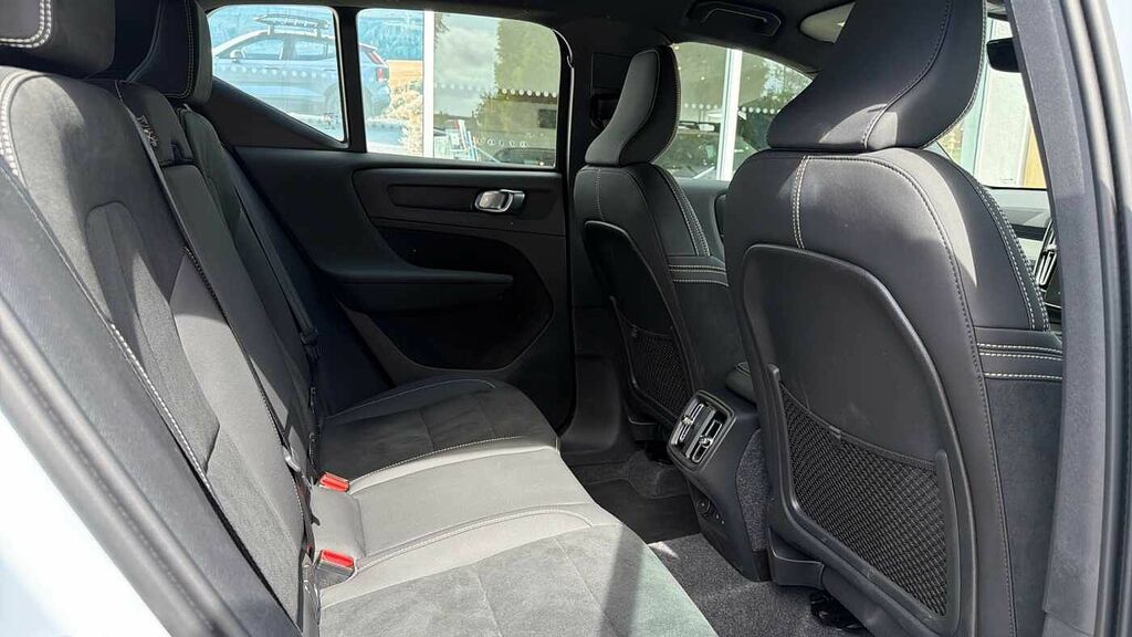 Volvo XC40 2.0 Plus, B3 Mild Hybrid, Dark Camera, Pi  #6
