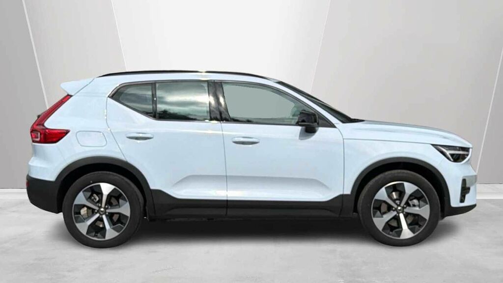 Volvo XC40 2.0 Plus, B3 Mild Hybrid, Dark Camera, Pi  #3