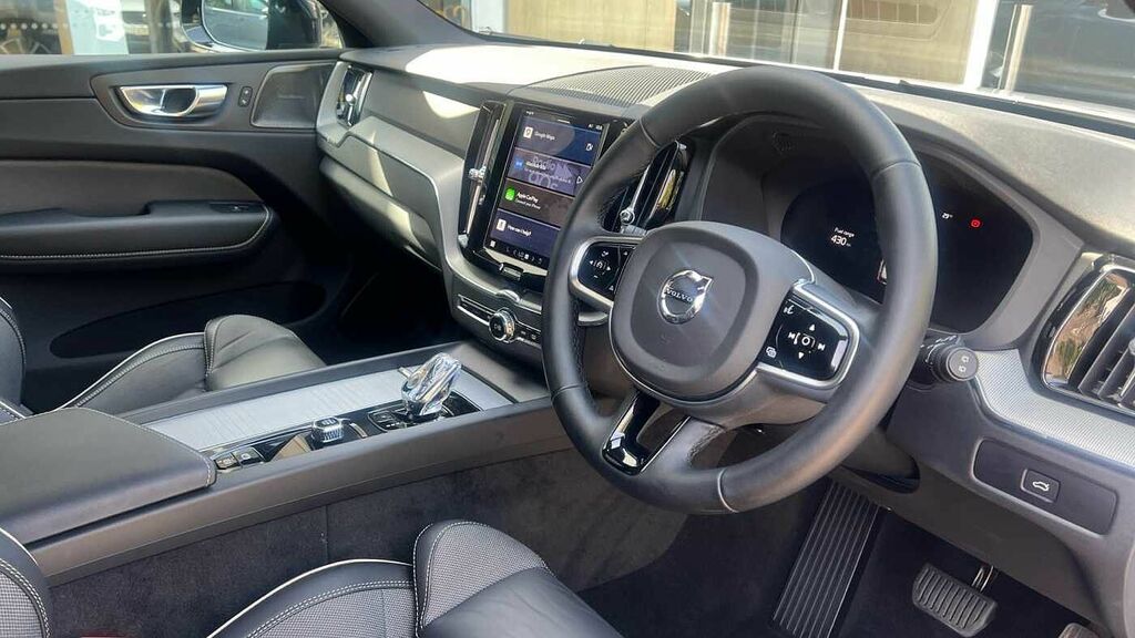 Volvo XC60 2.0 Plus, B5 Awd Mild Hybrid, Dark 360, H  #4