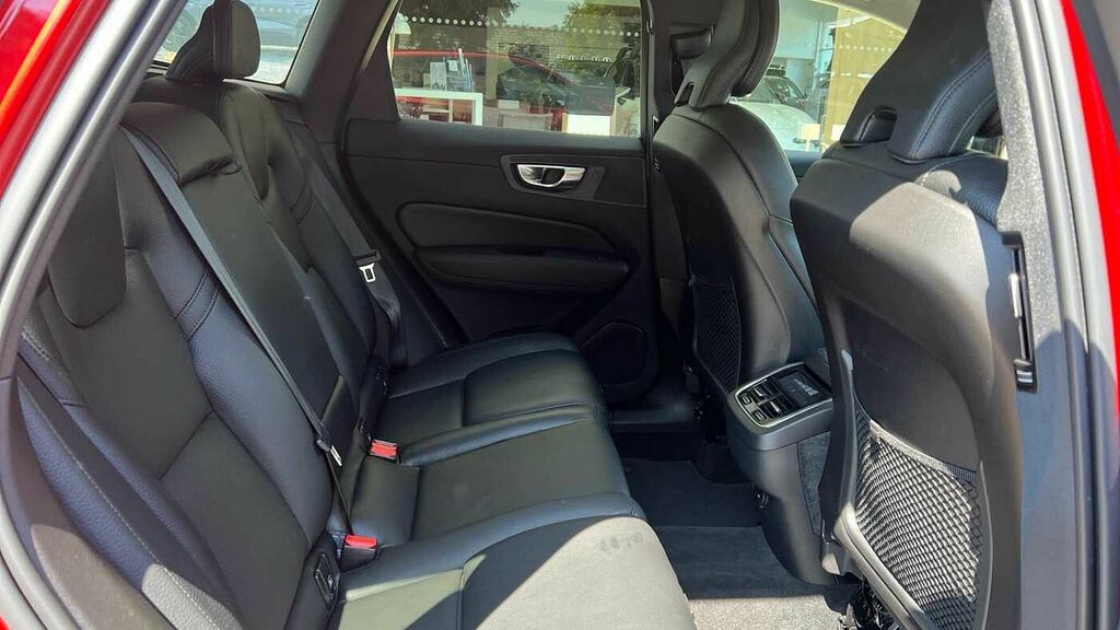 Volvo XC60 2.0 Plus, B4 Mild Hybrid, Dark Intergrate #6