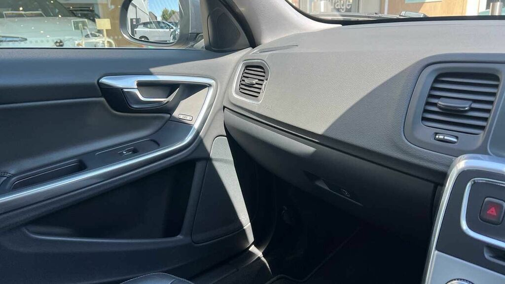 Volvo S60 2.0 D4 R-design Nav Grey #14