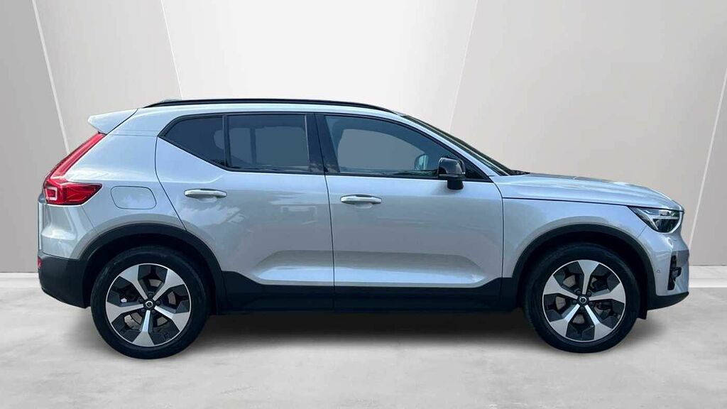 Volvo XC40 2.0 Ultimate, B4 Mild Hybrid, Dark Sunroo  #3