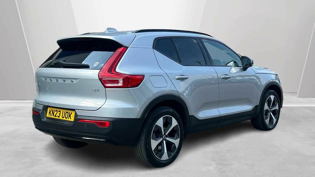 Volvo XC40 2.0 Ultimate, B4 Mild Hybrid, Dark Sunroo  #2