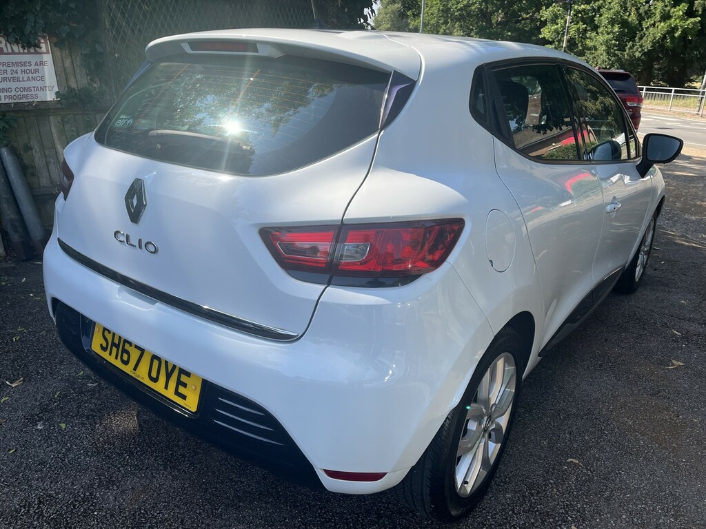 Renault Clio Hatchback 0.9 Dynamique Nav Tce 90 201767 SH67OYE White #5