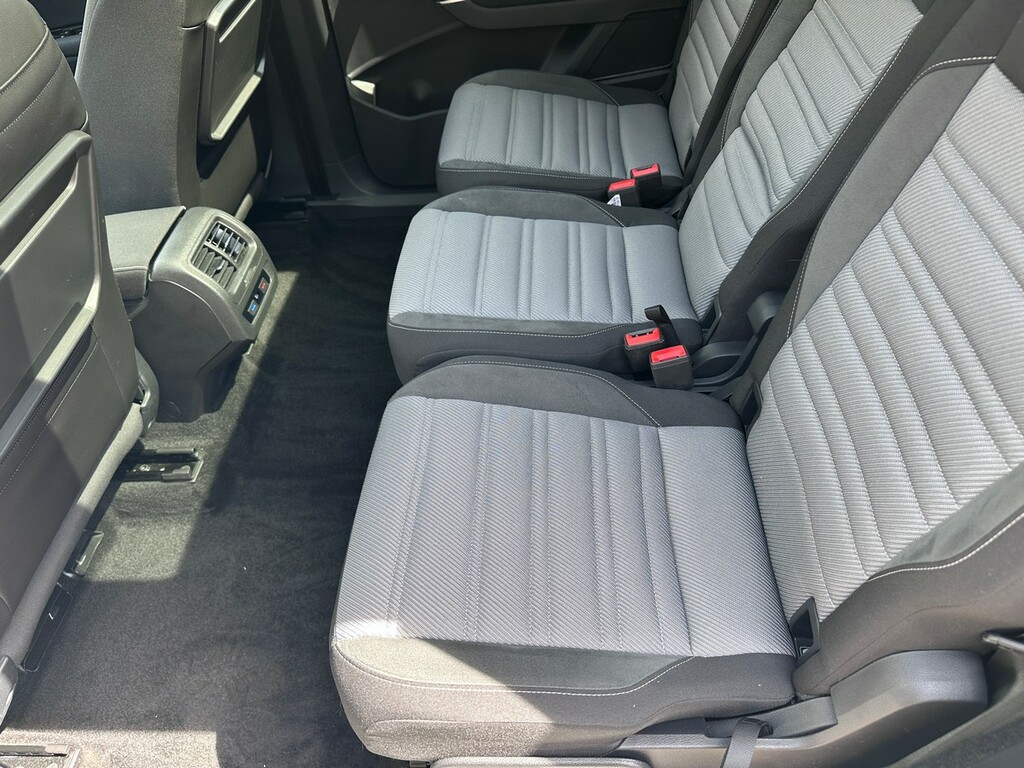Volkswagen Touran 1.5 Tsi Evo R-line Dsg 150 Ps Black #27
