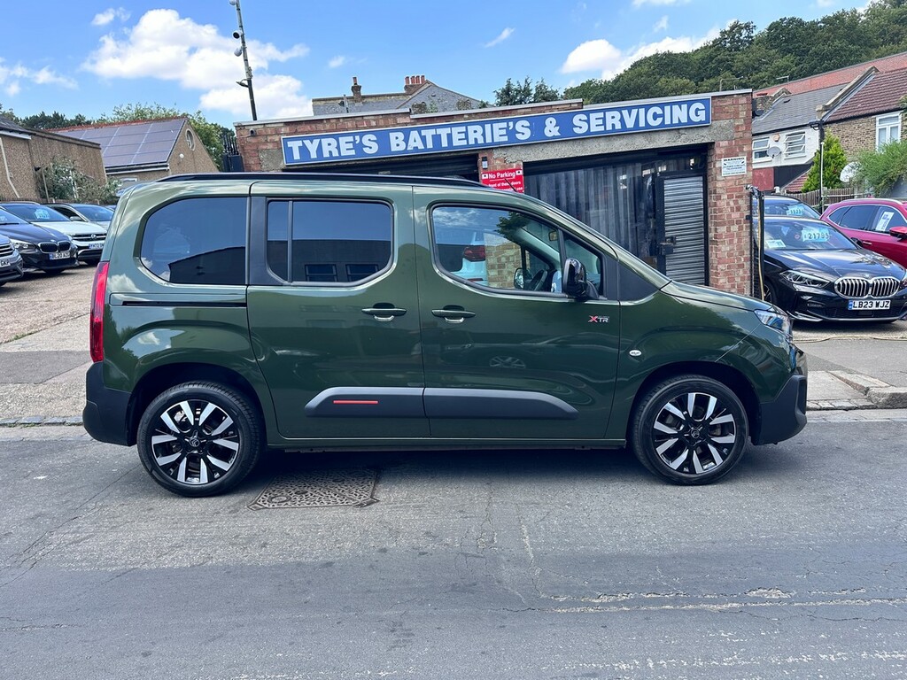 Citroen e-Berlingo 52Kwh Max M 11Kw Charger Green #2