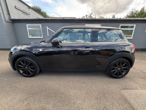 Mini Hatch Cooper Exclusive EF19KOV Black #6