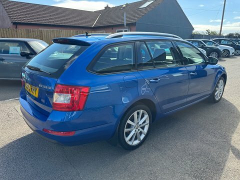 Skoda Octavia Elegance Tdi Cr KS63RHY Blue #2