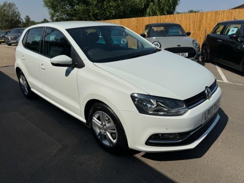 Volkswagen Polo Match Edition Tsi White