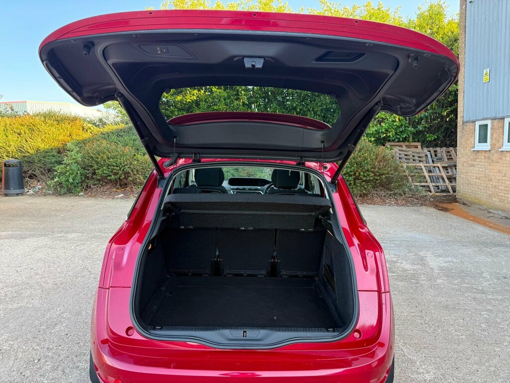 Citroen C4 Picasso Touch Edition Red #23