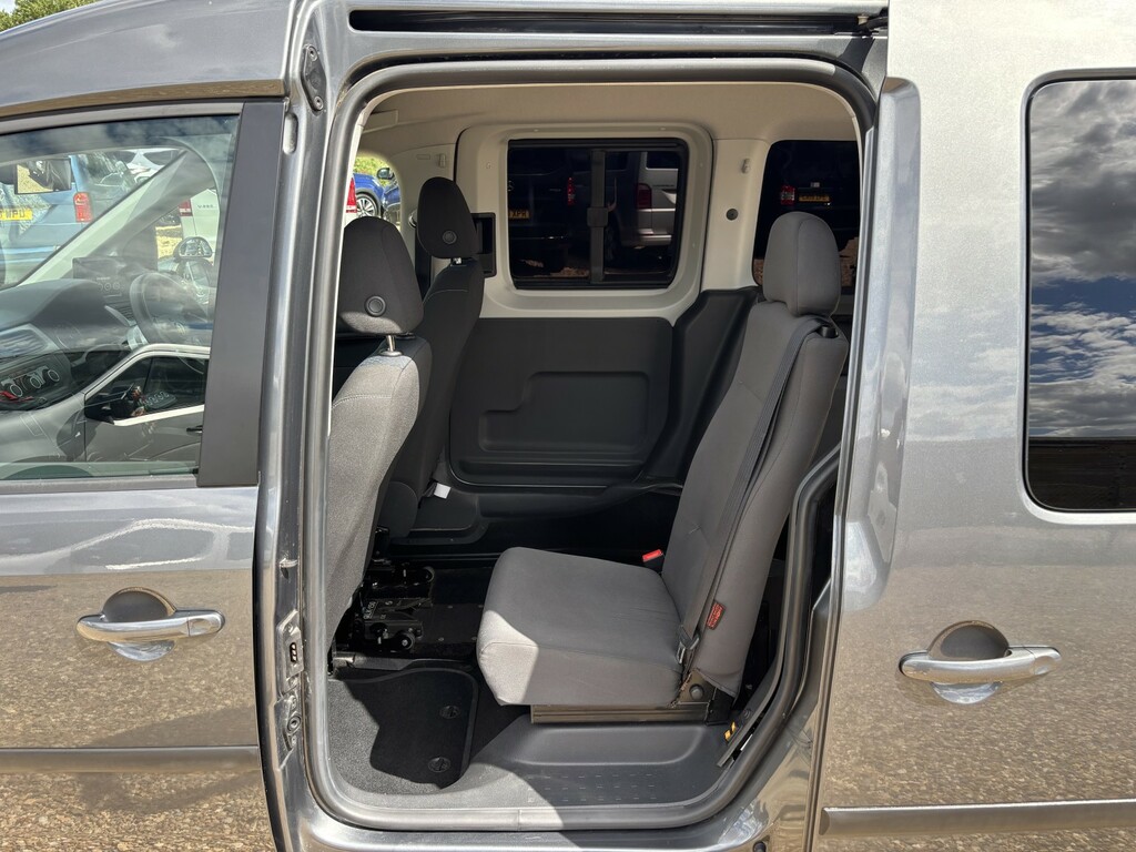 Volkswagen Caddy Life Life 2.0 Tdi Dsg  #8